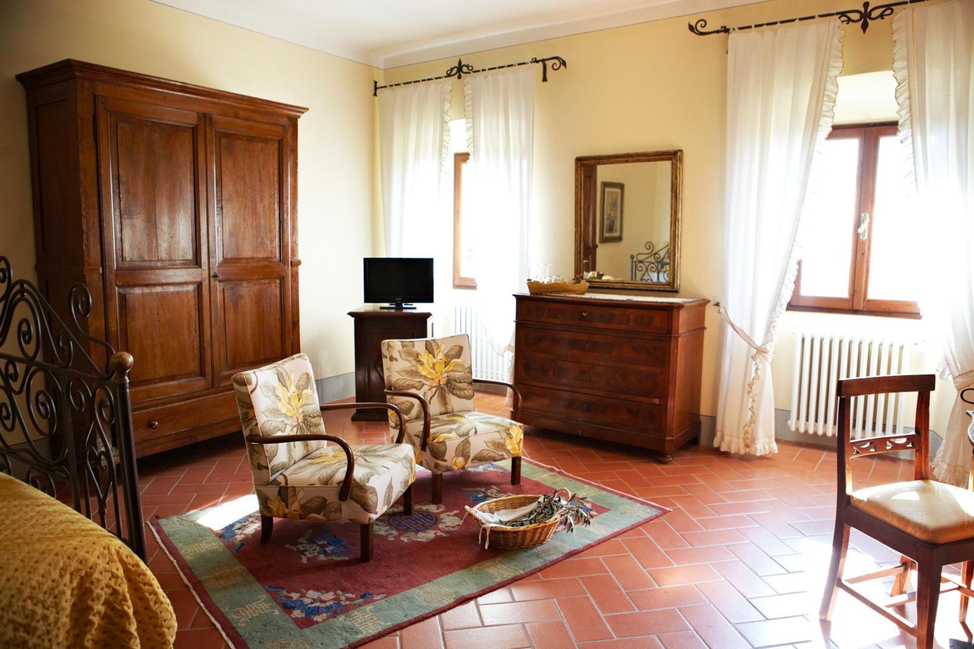 Relais Villa Belpoggio - Residenza D'Epoca Loro Ciuffenna Ruang foto