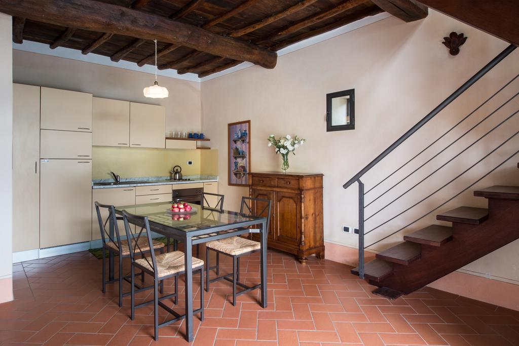 Relais Villa Belpoggio - Residenza D'Epoca Loro Ciuffenna Bagian luar foto